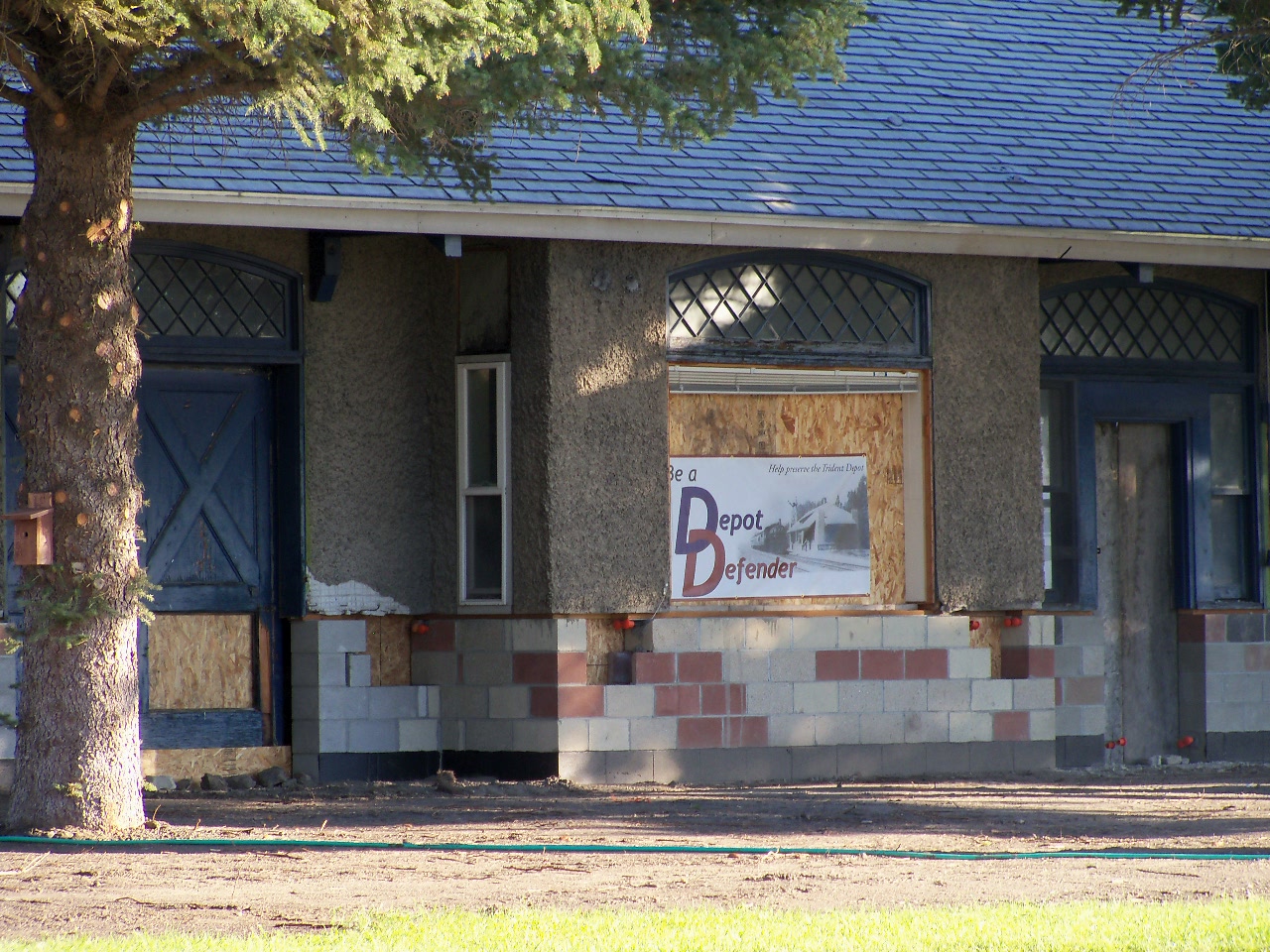 Depot building settled in.