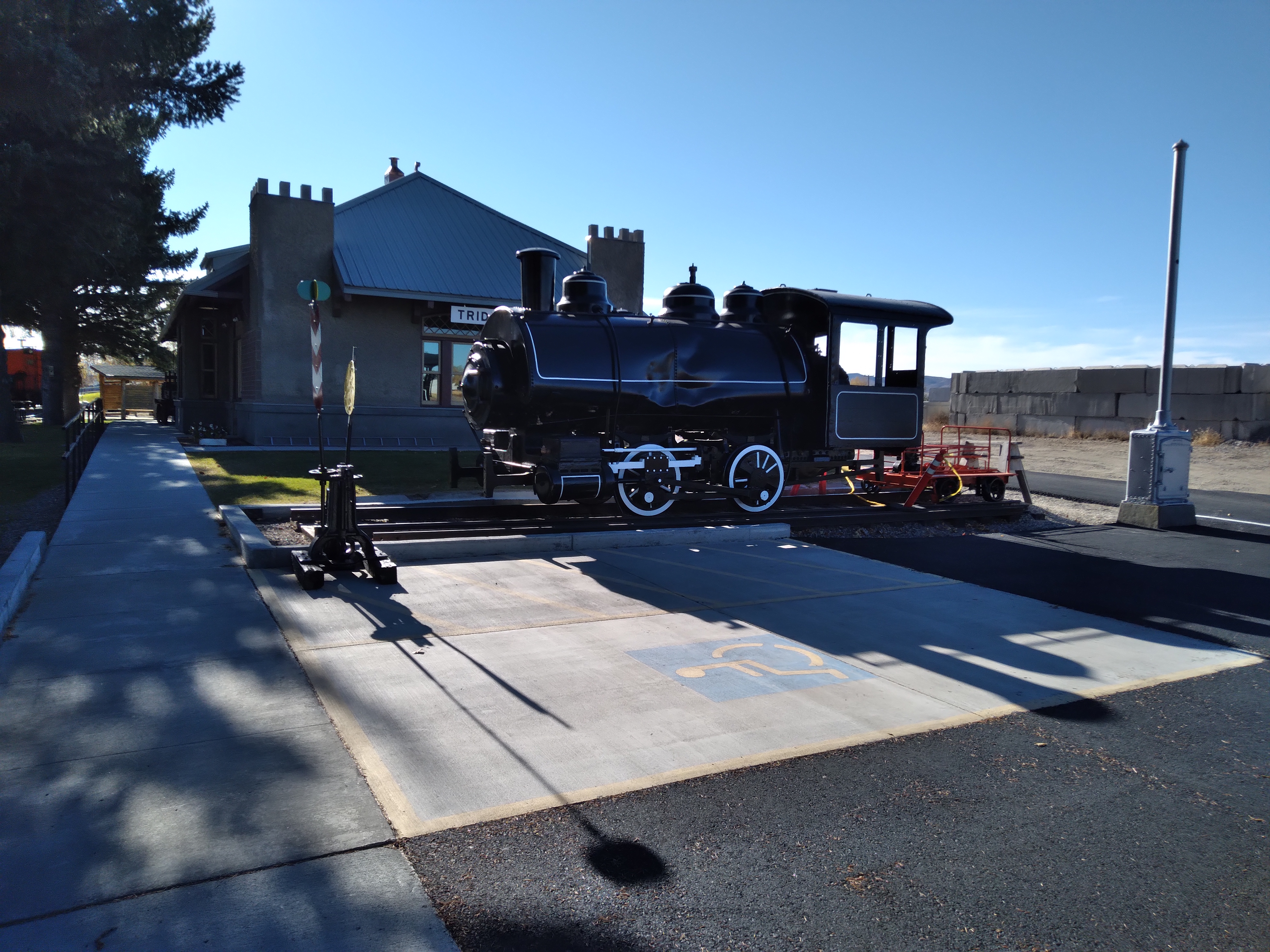 Trident's locomotive